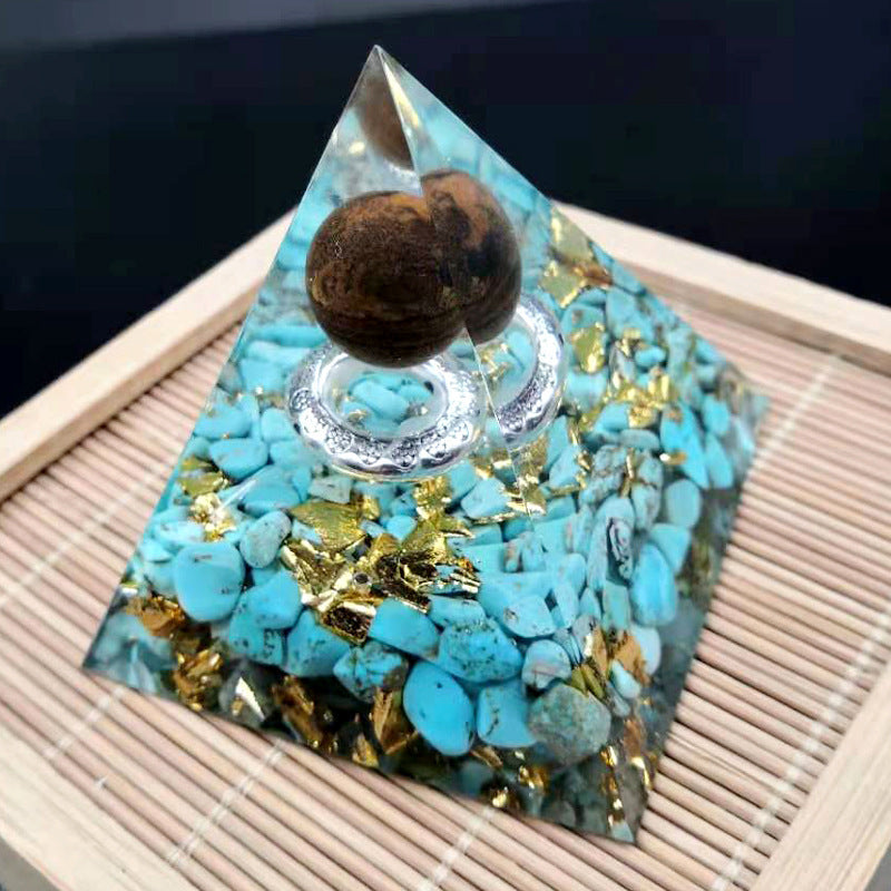 Resin Ornament Pyramid